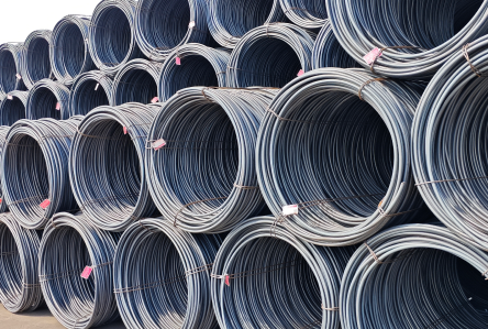 对员工的依赖比较大